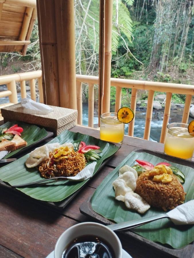 Aksha Riverside Ubud Tampaksiring Kültér fotó